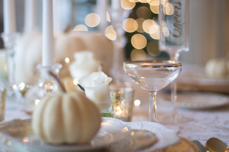 Holiday Decorating Ideas for Your Kitchen in 2020